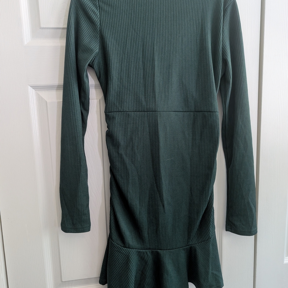 Long Sleev Green Ribbed Ruffle Detail Dress - Picture 3 of 5